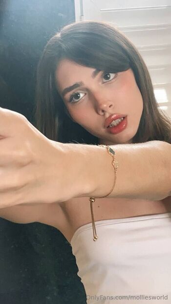 Full leaked Molliesworld private onlyfans photo