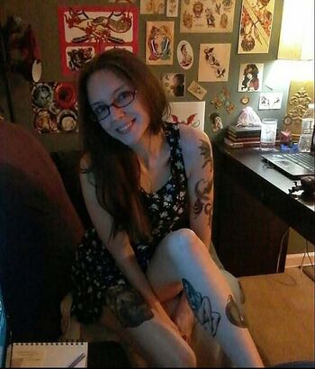 Full leaked Molly bee private onlyfans photo