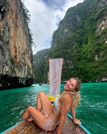 Full leaked Molly caudery private onlyfans photo