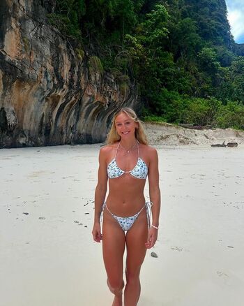 Full leaked Molly caudery private onlyfans photo