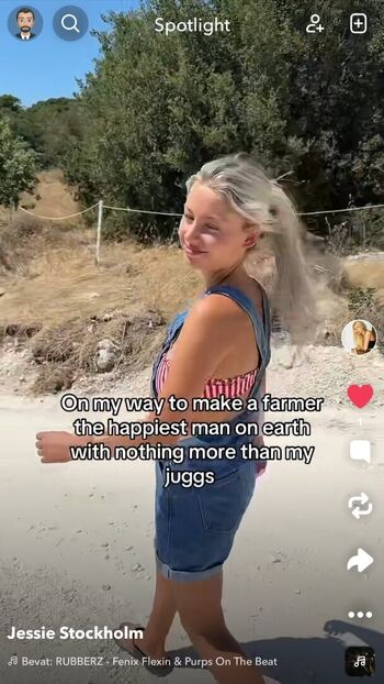 Full leaked Mollymercedes  page private onlyfans photo