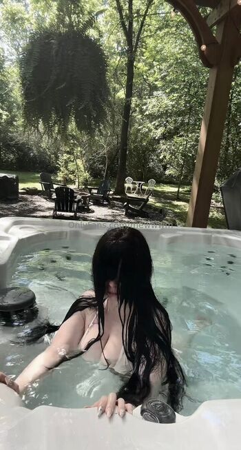 Full leaked Mollymew private onlyfans photo
