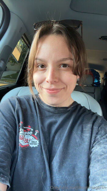 Full leaked Mommagerth page private onlyfans photo