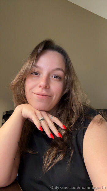 Full leaked Mommagerth private onlyfans photo