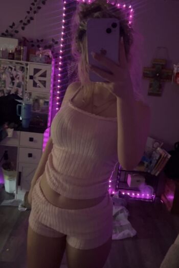 Full leaked Mommyhadly private onlyfans photo