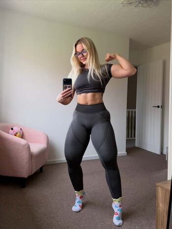Full leaked Mommymewtwo  page private onlyfans photo