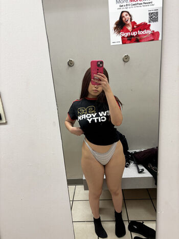 Full leaked Mommymilkersrose private onlyfans photo