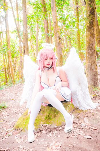Full leaked Momocat w private onlyfans photo