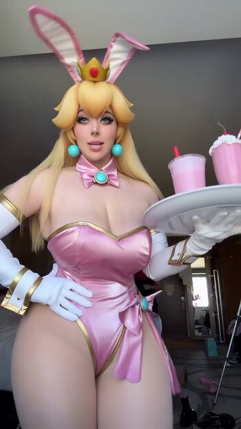 Full leaked Momokun page private onlyfans photo