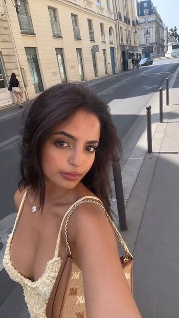 Full leaked Momortelle immomortelle private onlyfans photo