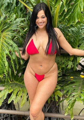 Full leaked Monaazar private onlyfans photo