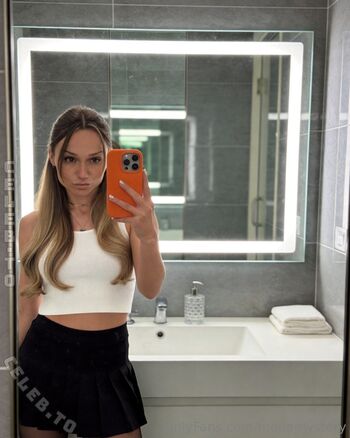 Full leaked Monamystery private onlyfans photo