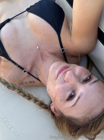 Full leaked Monamystery private onlyfans photo