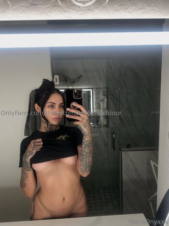 Full leaked Monaonyxxx private onlyfans photo