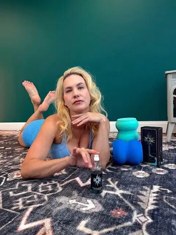 Full leaked Mondragon chiropractic  page private onlyfans photo