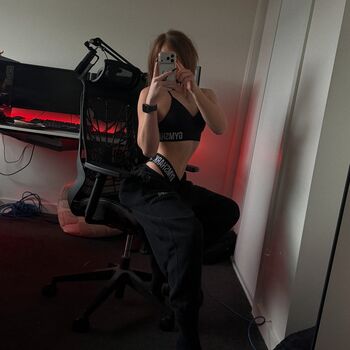 Full leaked Monique van den bogart private onlyfans photo