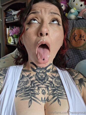 Full leaked Moogrosa private onlyfans photo