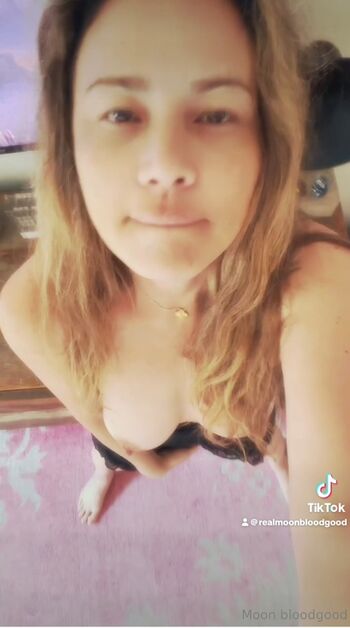 Full leaked Moon bloodgood private onlyfans photo