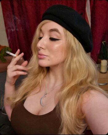 Full leaked Moon dragon private onlyfans photo