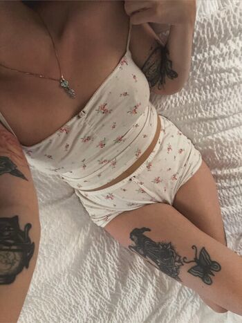 Full leaked Moon pixie private onlyfans photo