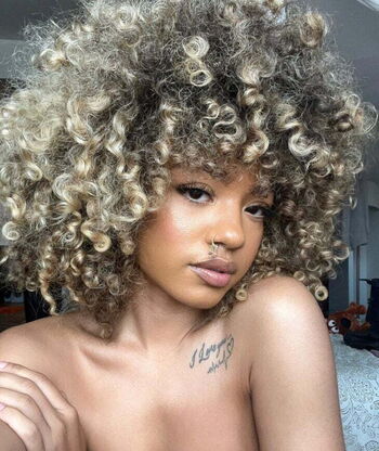 Full leaked Morena cacheada private onlyfans photo