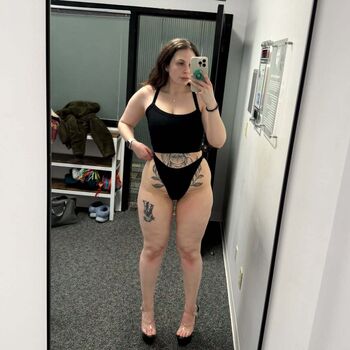 Full leaked Morgansmisfortune private onlyfans photo
