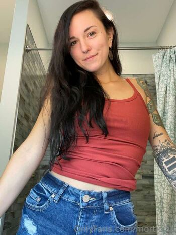 Full leaked Morticia private onlyfans photo