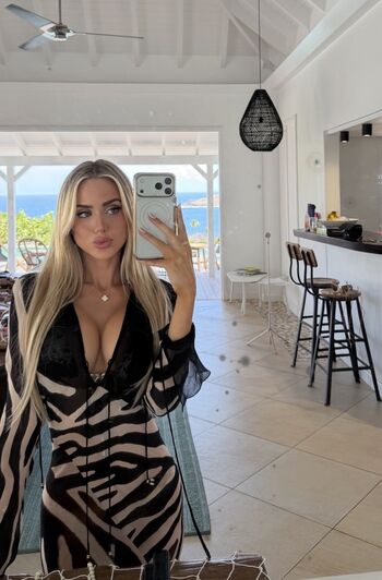 Full leaked Mrl alx  page private onlyfans photo