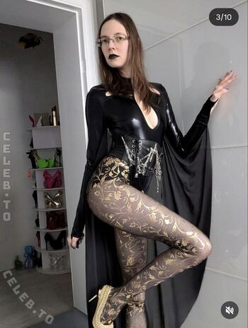 Full leaked Mrs crazy private onlyfans photo