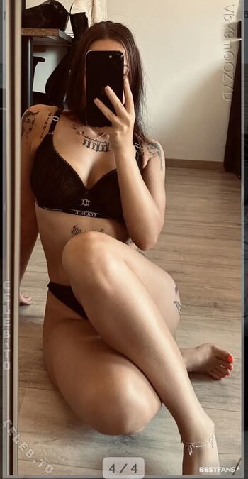 Full leaked Mrs lina private onlyfans photo
