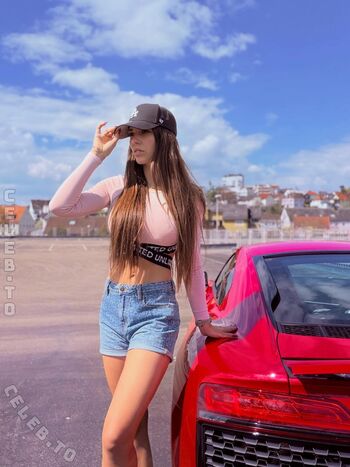 Full leaked Mrs vickeey private onlyfans photo