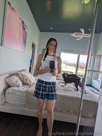 Full leaked Mrsjanetm private onlyfans photo