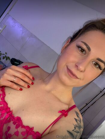 Full leaked Mrsqueenii private onlyfans photo