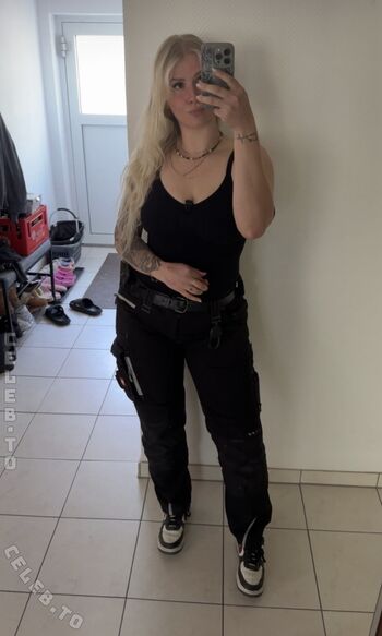 Mrssecret1999