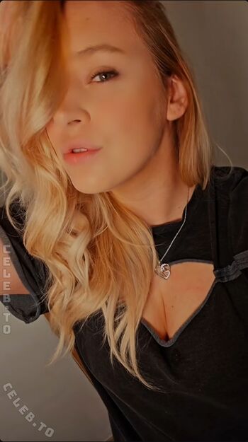 Full leaked Mrsxeniatv private onlyfans photo