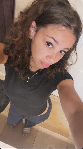 Full leaked Ms riss private onlyfans photo