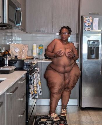 Full leaked Ms thickerthan private onlyfans photo