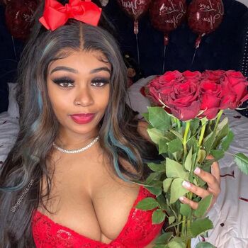 Full leaked Ms whopper private onlyfans photo