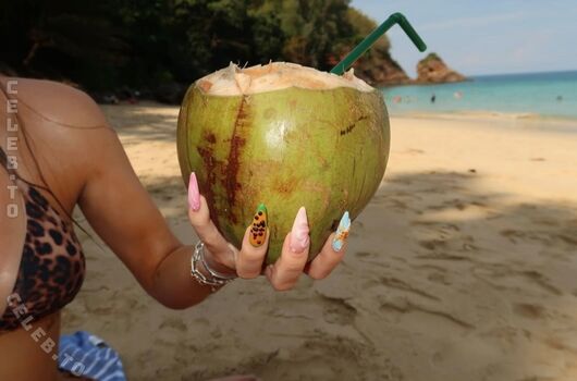 Full leaked Mthlara private onlyfans photo