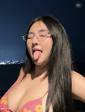 Full leaked Muayly private onlyfans photo