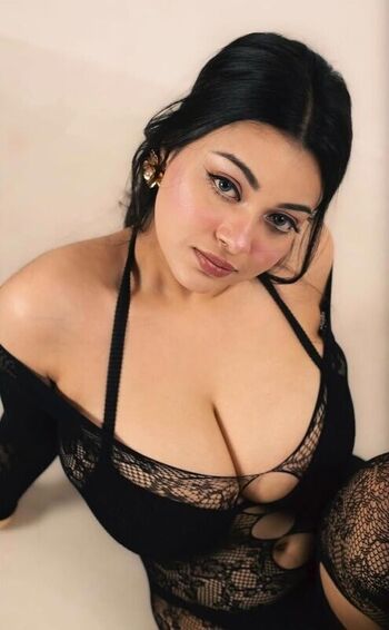 Full leaked Mumtahinaaa private onlyfans photo