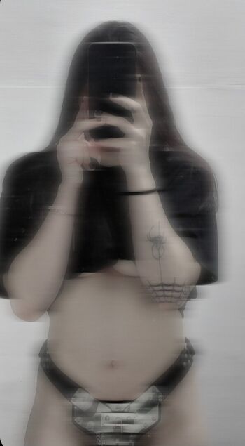 Full leaked Mundodalua x page private onlyfans photo