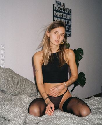 Full leaked Muse tattoos private onlyfans photo