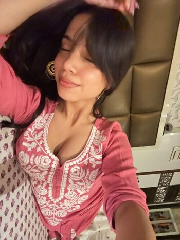 Full leaked Muskan karia private onlyfans photo