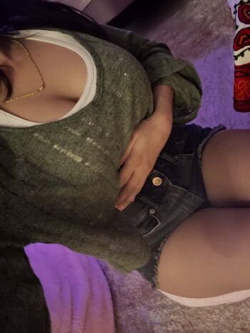 Full leaked Muskan karia private onlyfans photo