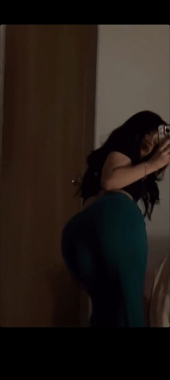Full leaked Muskan karia private onlyfans photo