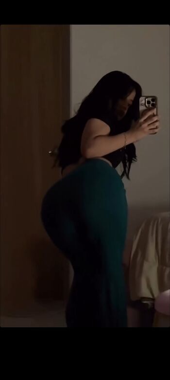 Full leaked Muskan karia private onlyfans photo