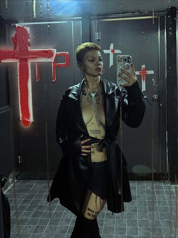 Full leaked Myorenzii private onlyfans photo