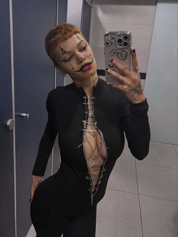 Full leaked Myorenzii page private onlyfans photo