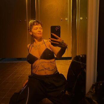 Full leaked Myorenzii private onlyfans photo